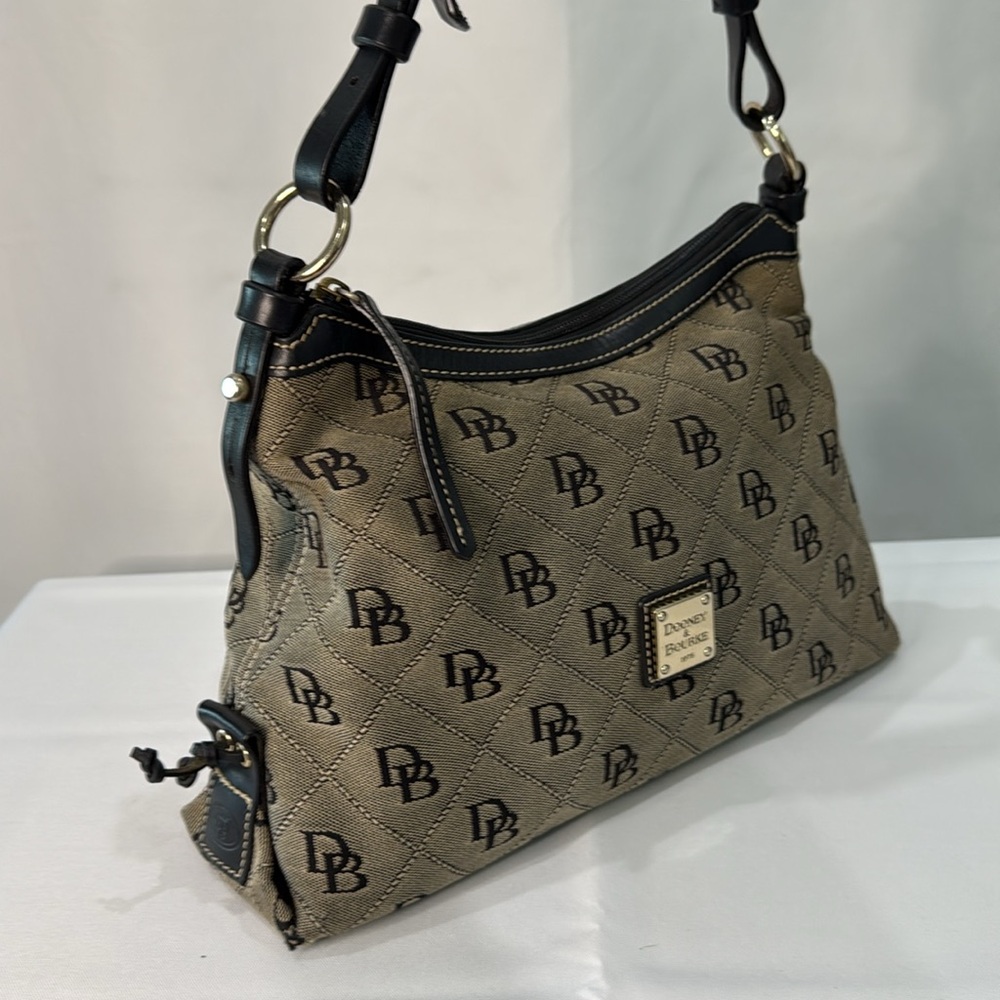 Dooney & Bouke Sinature Monogram Black Grey Small East/West Slouch